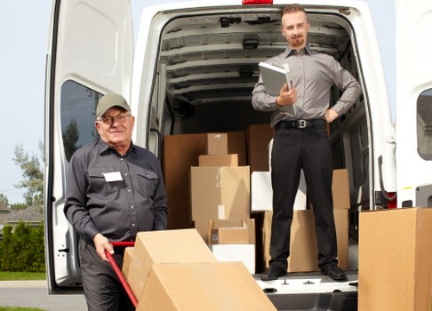 House removals planning in Littleilford with moving boxes